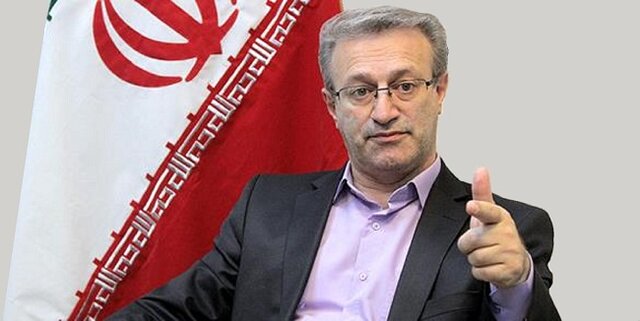 تغییر استانداردهای شاخص آلودگی هوا برای جلوگیری از تعطیلی مدارس پاک کردن صورت مساله است
