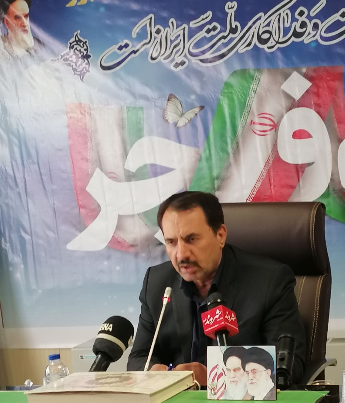 رستمیان  ، برنامه های دهه فجراستان البرز را تشریح کرد