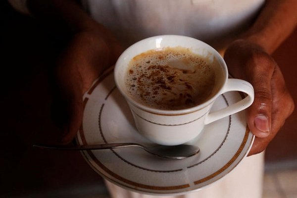نوشیدن بیش از ۳ فنجان قهوه در روز با خطر نارسایی کلیه مرتبط است