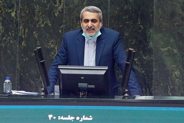 مقتدایی: وضعیت زاینده‌رود به تدبیر ویژه نیاز دارد