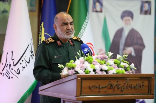سردار سلامی: باید فرهنگ ازدواج و فرزندآوری در جامعه تغییر یابد