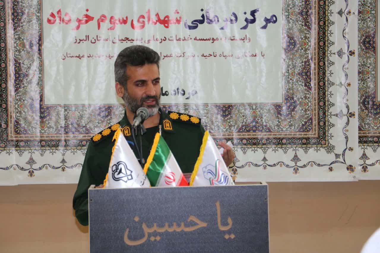 خورشیدی :مردم ولی نعمت مسئولین هستند و مسئولین در هر درجه ای نوکر مردم هستند