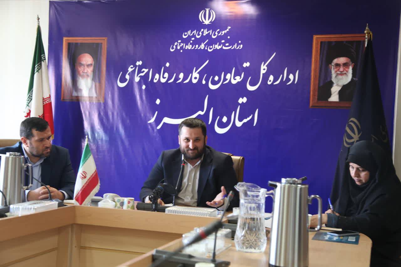 پایانه های فروشگاهی برای استفاده مردم از یارانه حمایتی دولت تجهیز می‌شوند