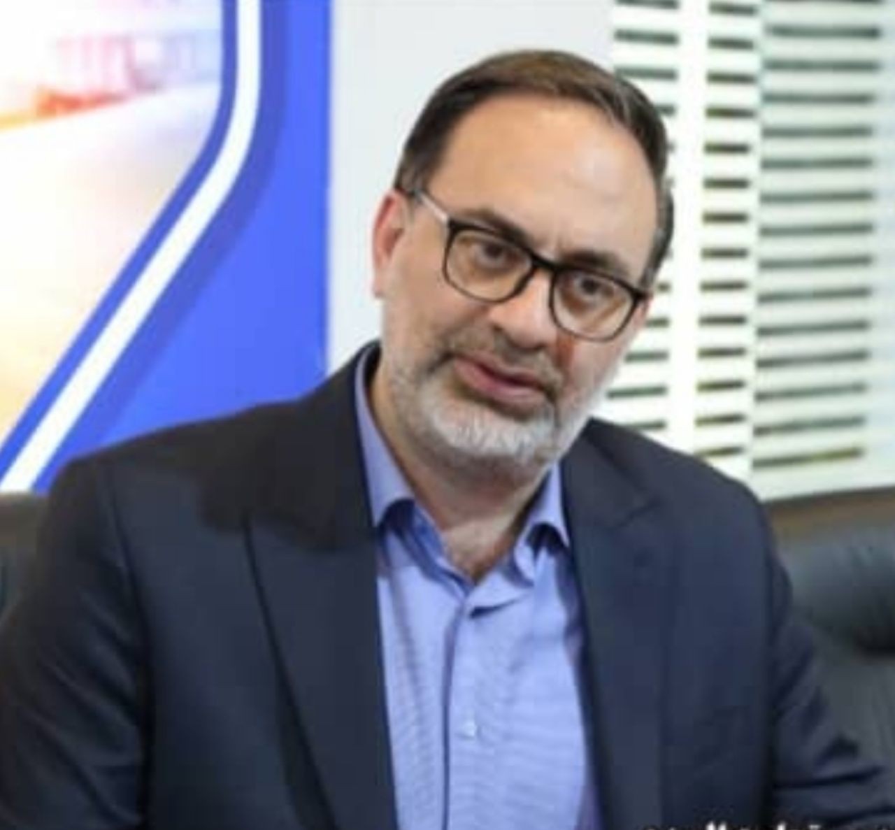 ربیعی : پژوهشگران خلاق را به واحدهای تحقیق و توسعه صنايع وصل خواهیم کرد