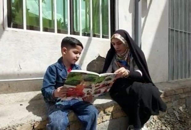 ارتباط دو سویه معلم و دانش آموز توصیه سند تحول است
