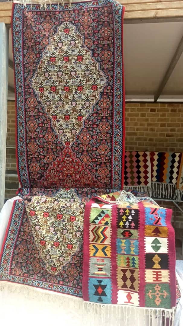 برگزاری نمایشگاه صنایع دستی و محیط زیست در چهارباغ