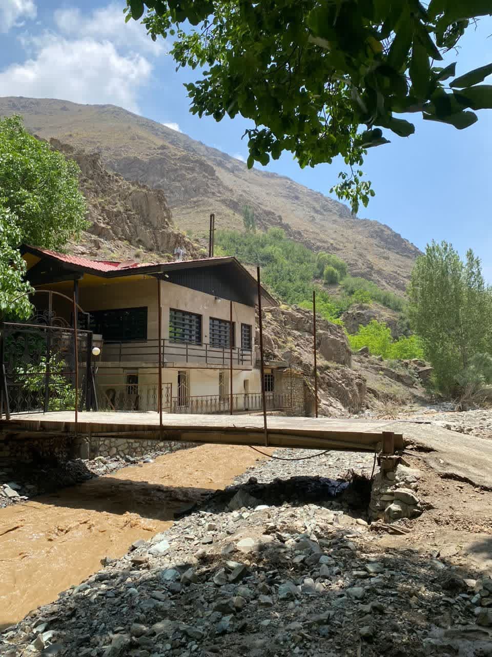 دهیار دروان خبر داد: خسارت سیل به روستای دروان کرج