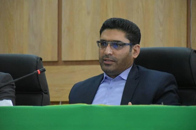 سنگینی نظام اداری مانع حرکت قطار پیشرفت کشور می‌شود