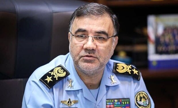 امیر واحدی: تمام خلبانان نیروی هوایی در داخل کشور آموزش می‌بینند