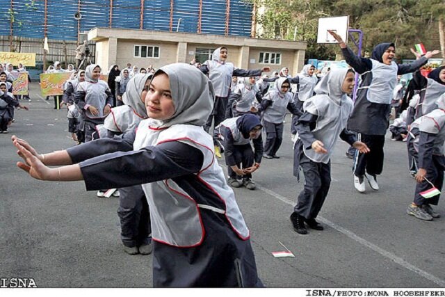 کمبود ۵۰ هزار معلم ورزش در مدارس