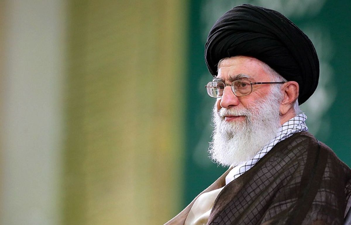 رهبر معظم انقلاب به شهادت رسیدند