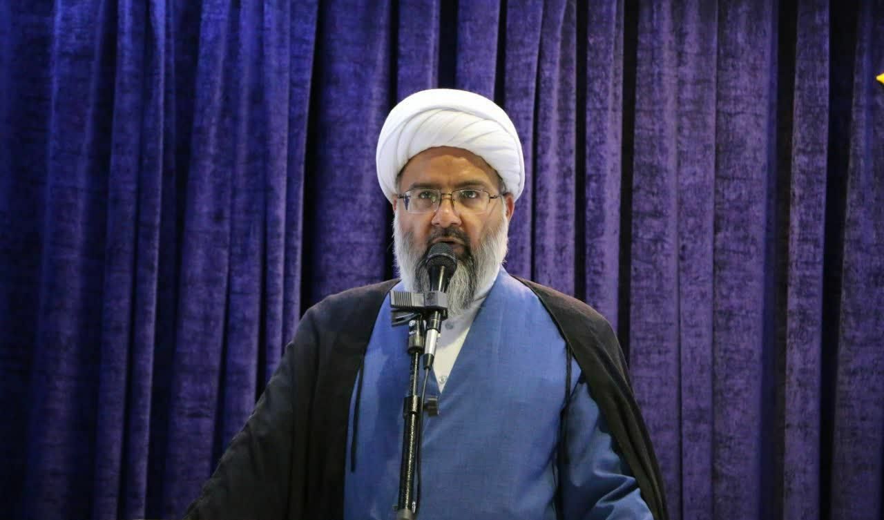 امام‌ جمعه ماهدشت کرج گفت :زمین های قولنامه ای ماهدشت تعیین تکلیف شود