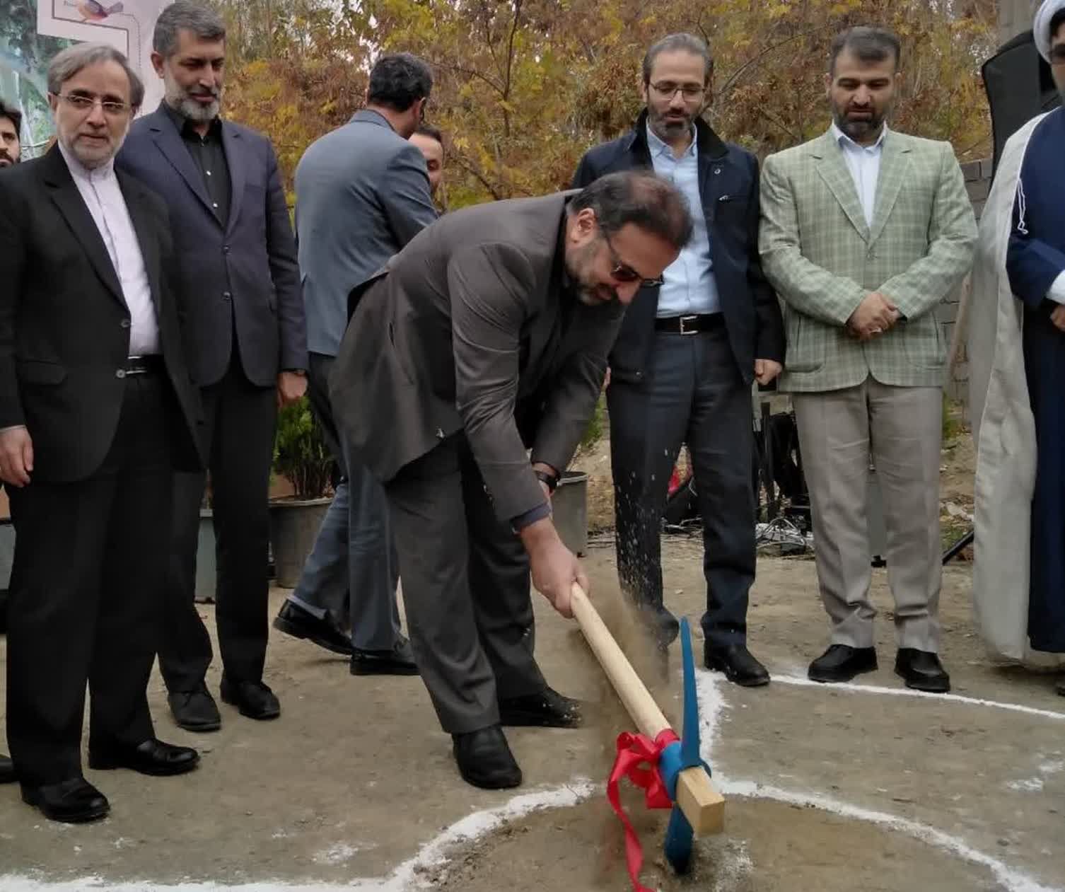 رئیس کل دادگستری استان البرزخبر دد : احداث فاز دوم پارکرود کرج