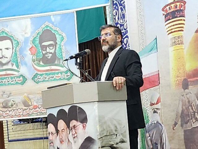 وزیر ارشاد :  حرکت فرهنگی را بر ریل آرمان‌های انقلاب قرار می‌دهیم