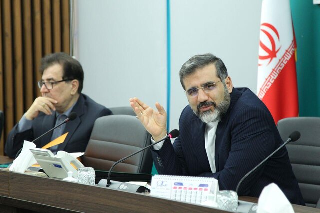 وزیر فرهنگ  رئیس شورای هنر شد