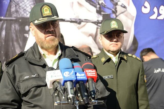 سردار هداوند خبر داد : دستگیری اعضای دو باند بزرگ اسکیمری در البرزدستگیر شدند