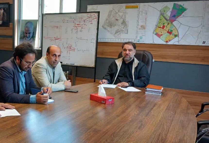 شهردار کمالشهر خبرداد : ترمیم آسفالت شهرک رضوانیه تا آخر فروردین