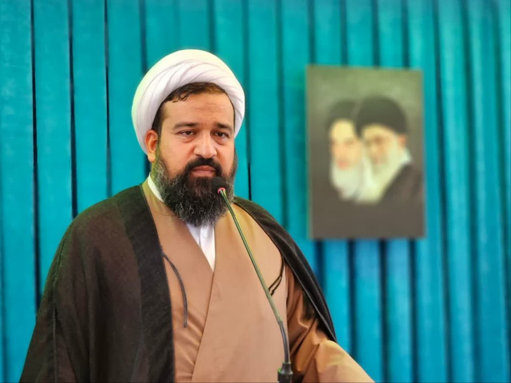 امام جمعه چهارباغ:از نگاهِ دشمن، حجاب مساله اصلی نیست، دروازه ورود بی‌بندوباری است