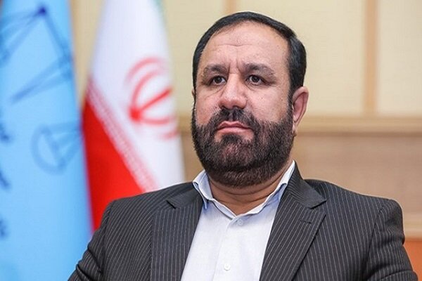 حضور در میان خانواده شهدا در تقویت روحیه معنوی موثر است
