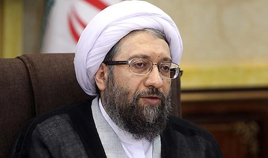آملی لاریجانی: حضور پرشمار مردم در تشییع شهید رئیسی به دلیل خدمات او بود