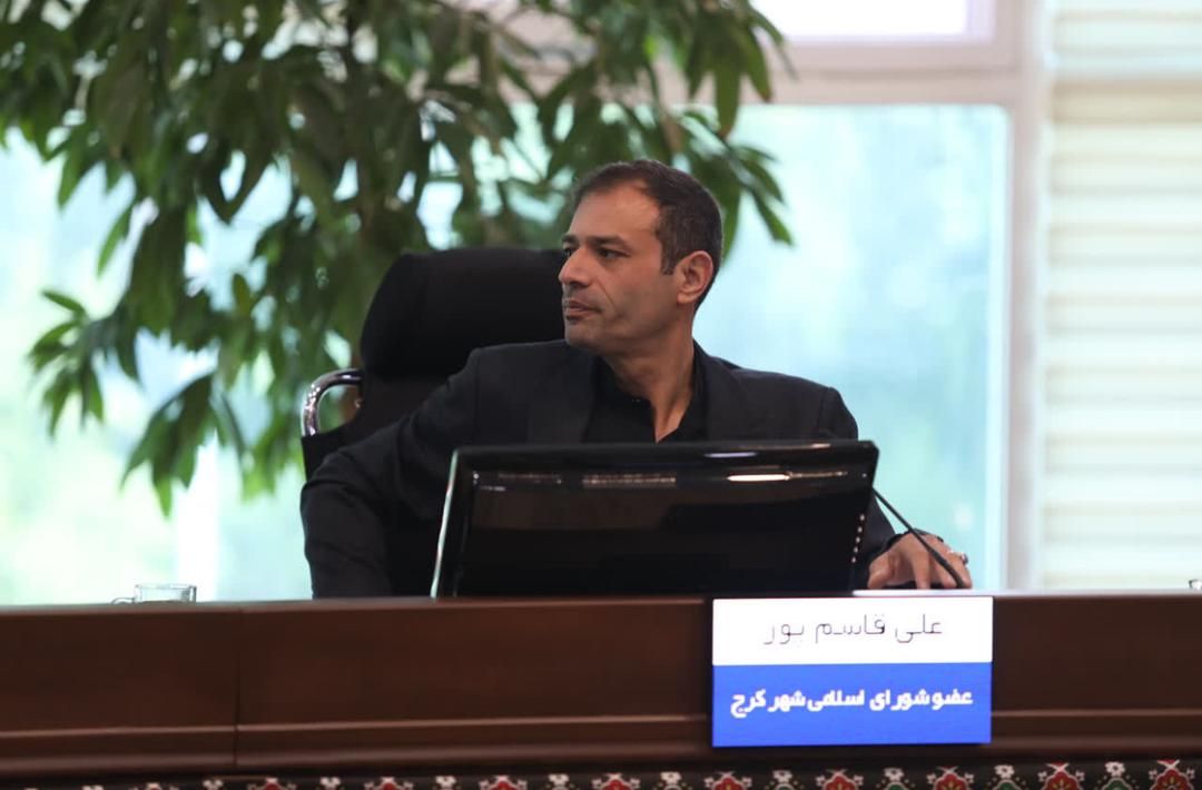 قاسمپور:در جبهه انقلاب زبان گویا و رسانه کافی نداریم
