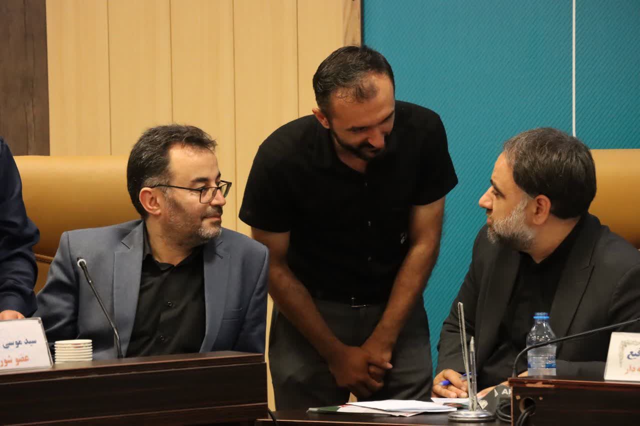 حمایت از تشکل ها و هیئت های مذهبی ، تقویت اصل فرهنگ دینی در جامعه است.