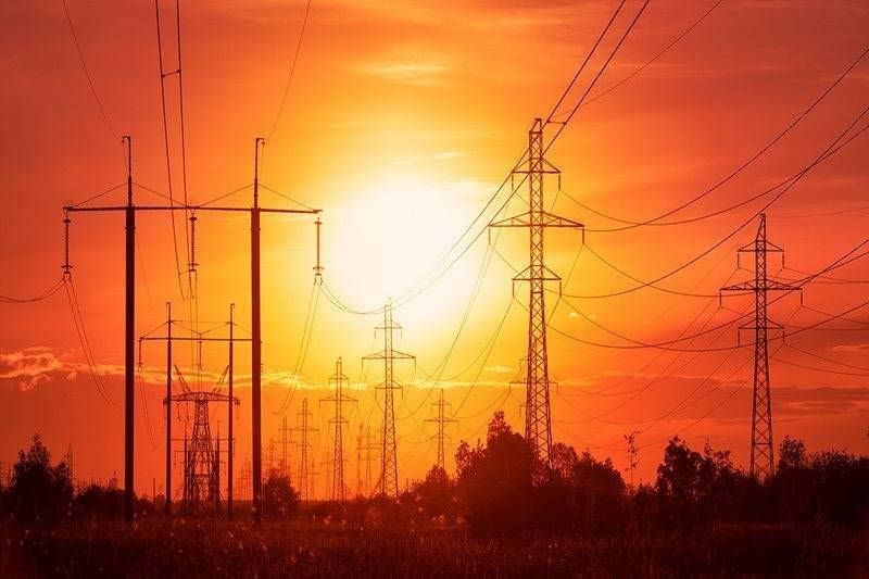 سخنگوی صنعت برق هشدار داد:دو هفته بسیار گرم پیش رو داریم