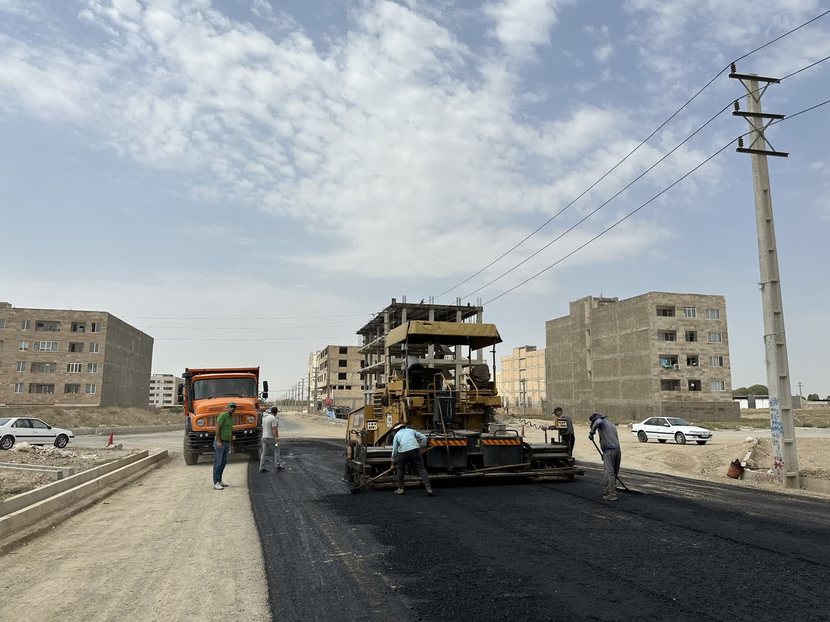 شهردار کمالشهر خبرداد :آغاز بزرگترین پروژه آسفالت سطح شهر