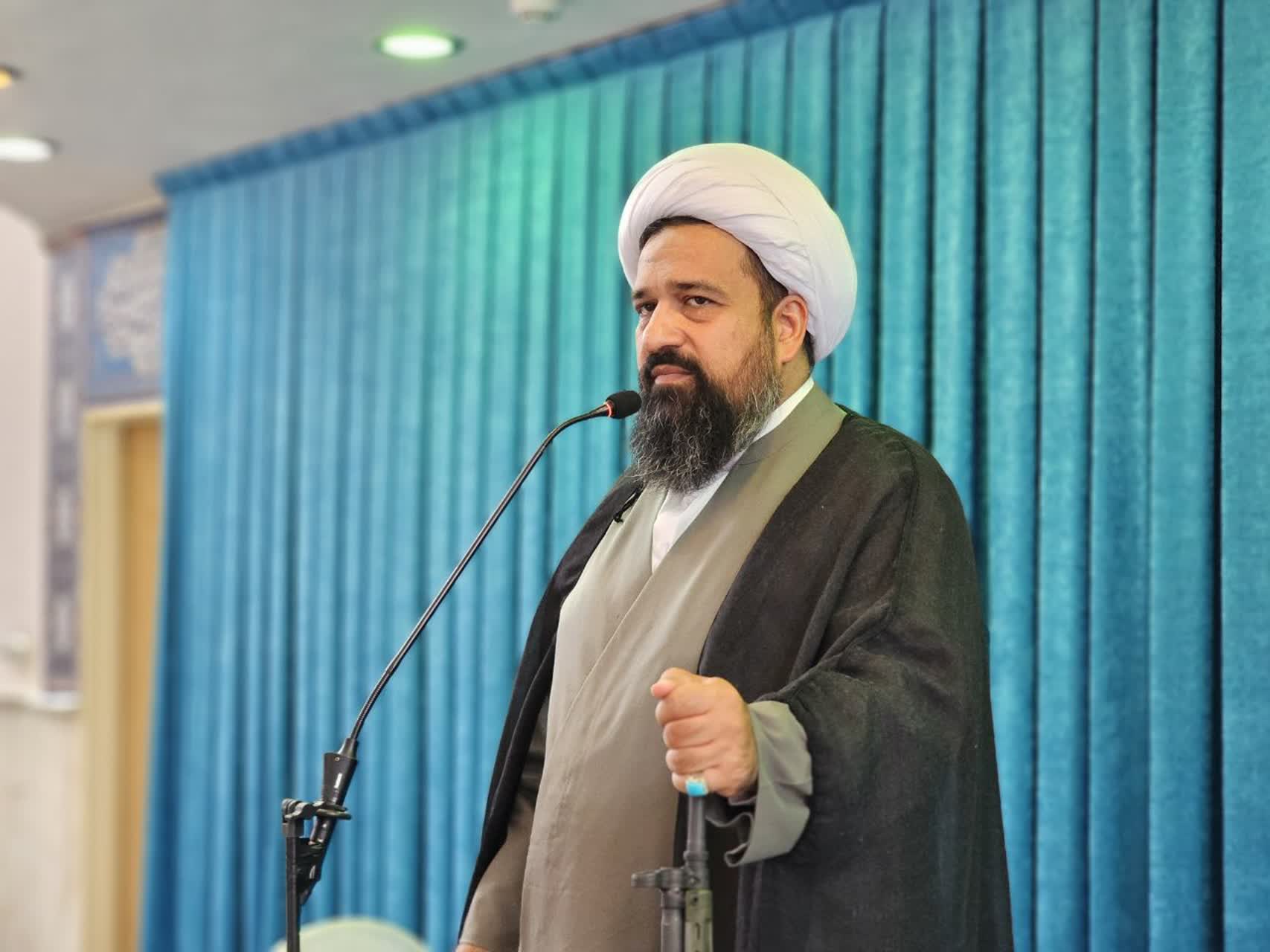 امام جمعه چهارباغ :تقوا، تنها کلید سعادت در دنیا و آخرت ماست