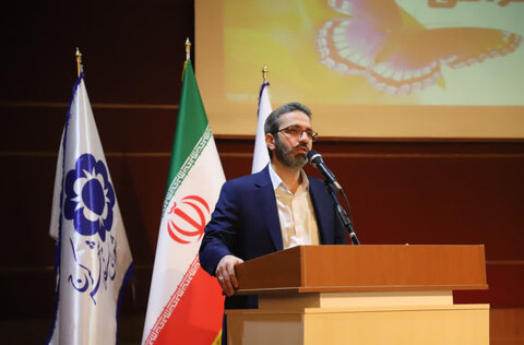 مدیران مناطق ۱۰گانه شهرداری از محلات غافل نشوید