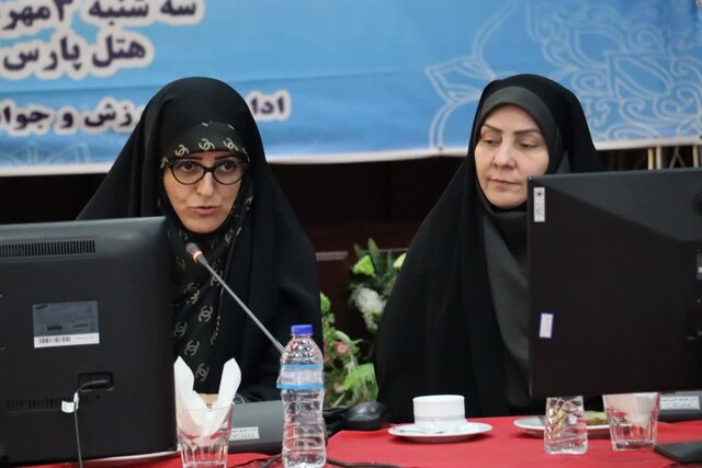 معاون ورزش بانوان وزارت عنوان کرد:سالن چند منظوره‌ یک استان به انبار علوفه تبدیل شده