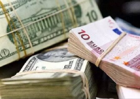 کشف ارز قاچاق از مسافران پروازهای خروجی