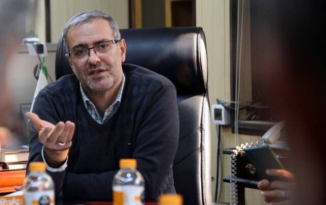 زمینی برای دستفروشان خیابان انقلاب