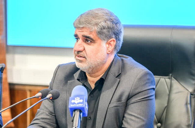 کشتی حامل ۶۰ اتوبوس برقی جدید به بندرعباس رسید