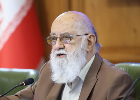 خودروسازان داخلی نتوانستند نیاز پایتخت را تأمین کنند