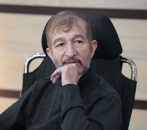 تفویض اختیارات و تخصیص درصدی از منابع به مناطق و محلات ضروریست