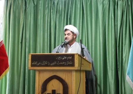 مسئولین تلاش کنند مشکلات معيشتي و اقتصادی مردم را به حداقل برسانند