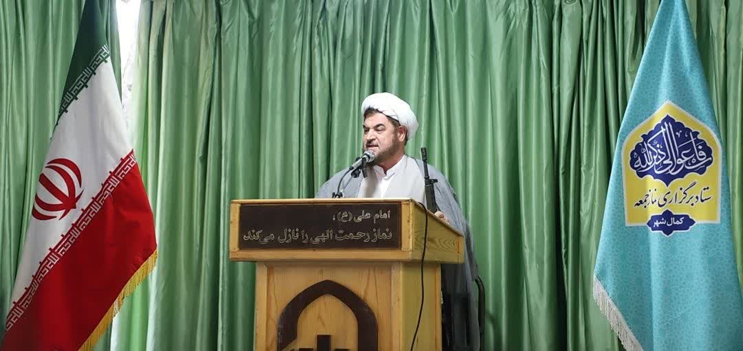 مسئولین تلاش کنند مشکلات معيشتي و اقتصادی مردم را به حداقل برسانند