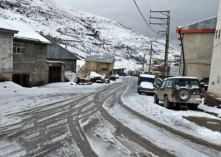 ۲۳ هزار کیلومتر باند برفروبی در راه‌های استان اردبیل انجام شد