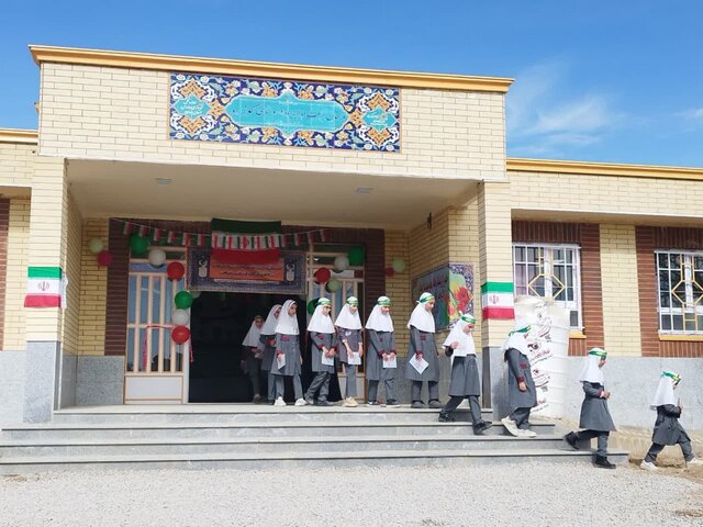 کمبود ۷۰ هزار مشاور در مدارس