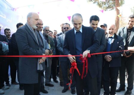 زمین چمن پارک نسترن در فردیس  افتتاح شد