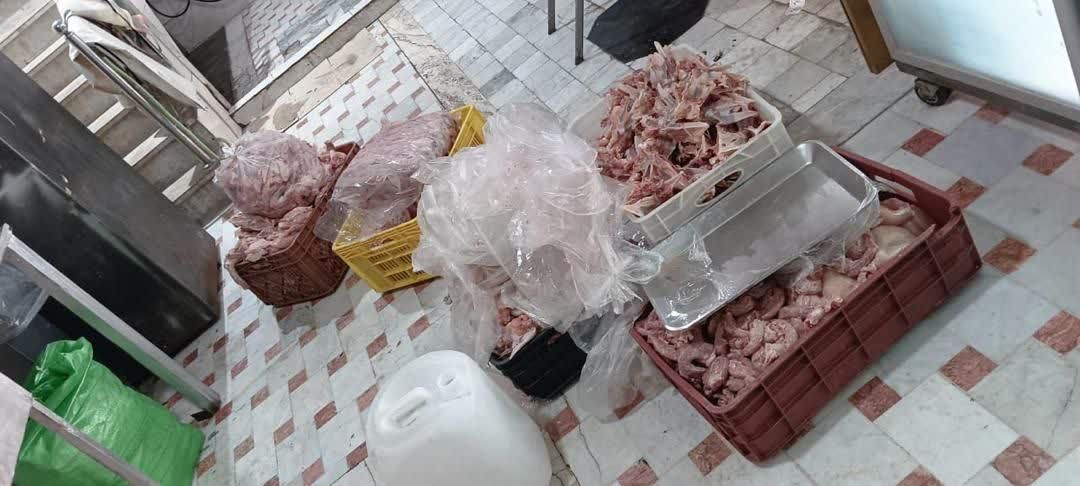 معدوم سازی 210 کیلوگرم گوشت مرغ در نظرآباد