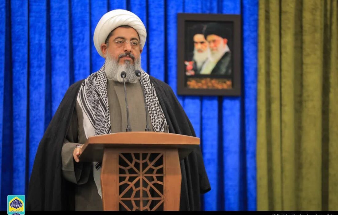 امام جمعه ساوجبلاغ: آمریکا، دست از پا خطا کند، منطقه را گورستان آمریکاییها و صهیونیستها خواهیم کرد