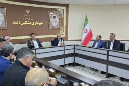 شهرداریها می توانند پیشگام تحقق شعار سال باشند