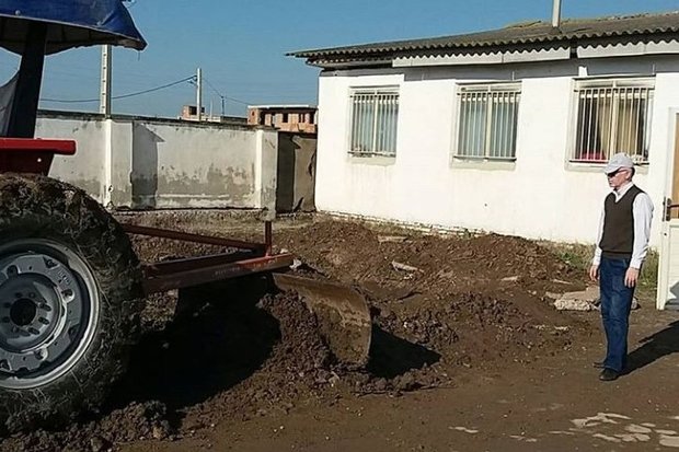 دانش آموزان مناطق محروم باید در اولویت مدرسه سازی باشند