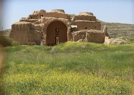 ساخت و سازهای گسترده، کاخ اردشیر بابکان را کور کرد