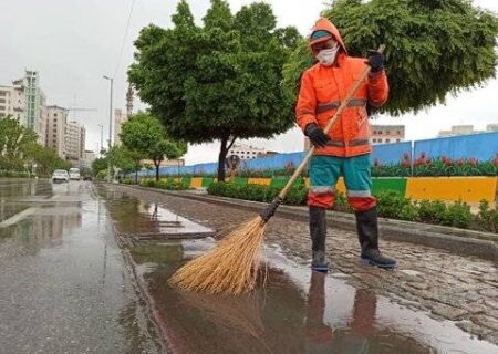 نصب چراغ‌های چشمک‌زن روی لباس پاکبانان