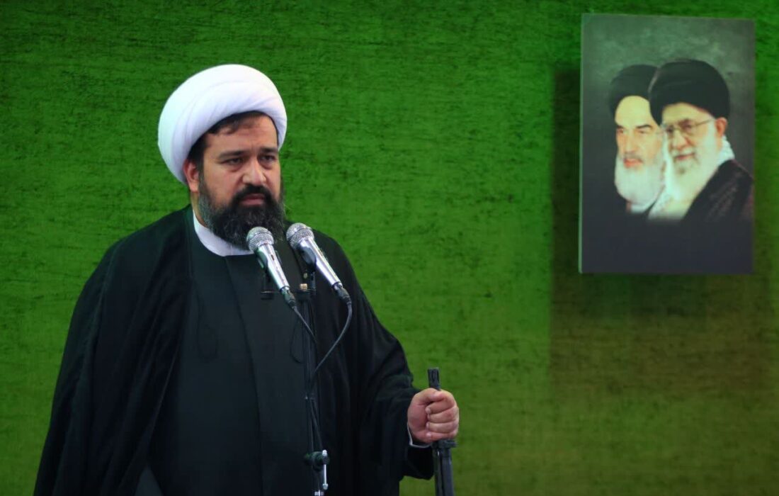 آمریکا هر جای دنیا منفعتی داشته باشد آن را استثمار می کند
