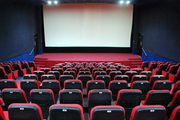 حذف سینما از سبد خانوار ایرانی و افسوسی برای نبود «پایتخت۷» در سینماها