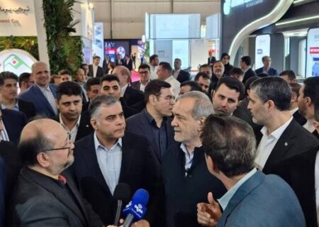 بازدید رئیس‌جمهور از نمایشگاه نفت